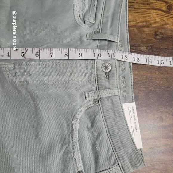 American Eagle Mom Jeans 6 Straight Sage Green Comfort Stretch Waistband NWT - Picture 10 of 13